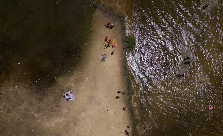 Três banhistas morrem afogados no fim de semana na capital e no litoral de SP