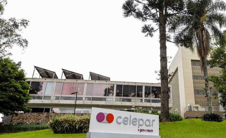 Governo federal questiona privatização da Celepar no STF