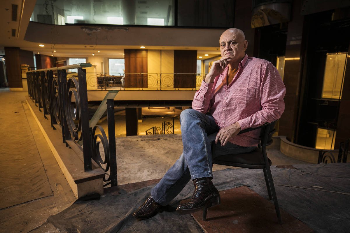 Morre o empresário Oscar Maroni, dono do Bahamas Club, aos 74 anos