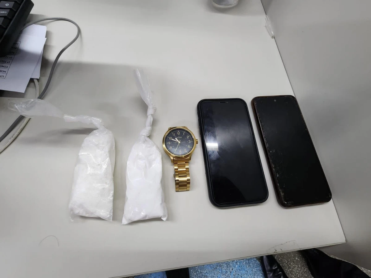 Homem é preso com cocaína próximo à nova Rodoviária de Salvador