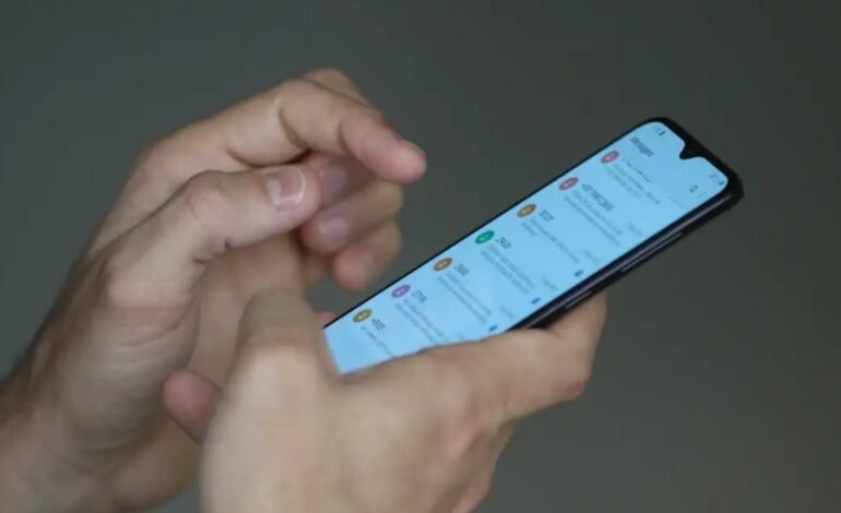 Polícia Civil recupera mais de 130 celulares roubados em Salvador no Carnaval