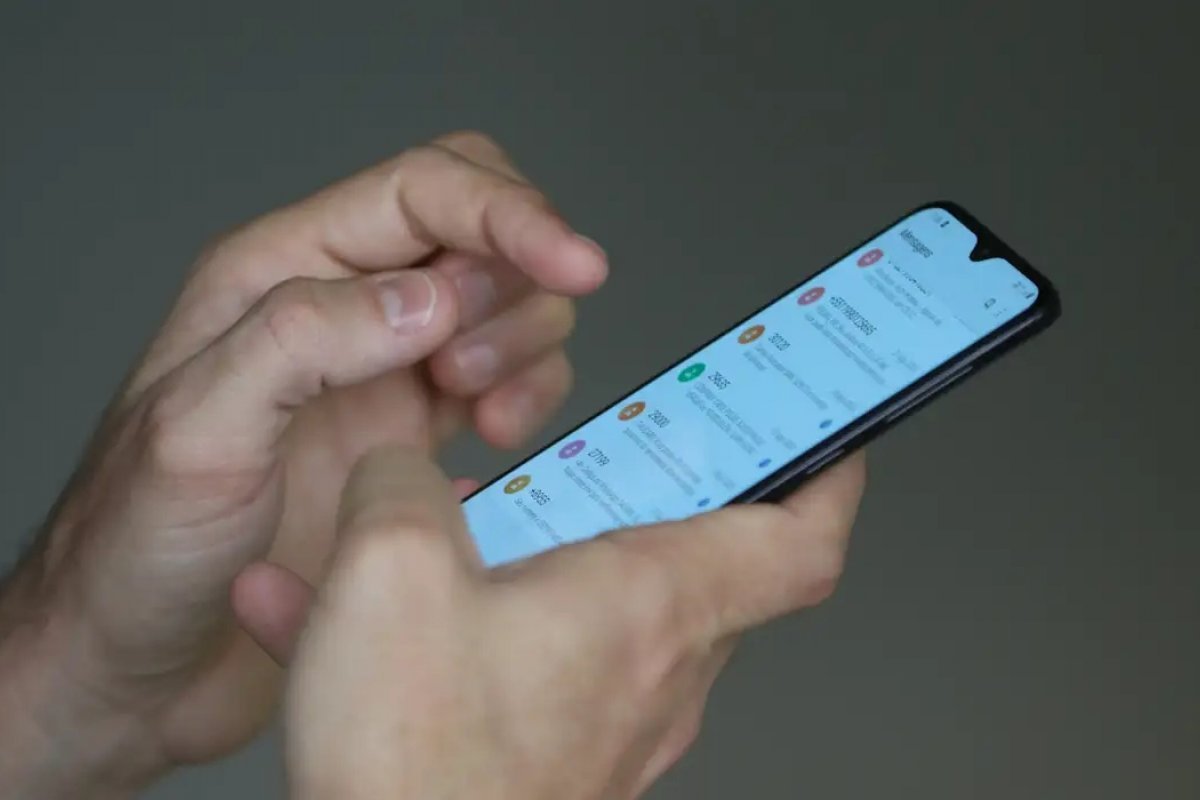 Polícia Civil recupera mais de 130 celulares roubados em Salvador no Carnaval