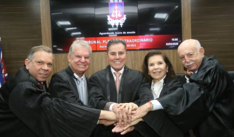 TJBA empossa Mesa Diretora para o biênio 2026–2028