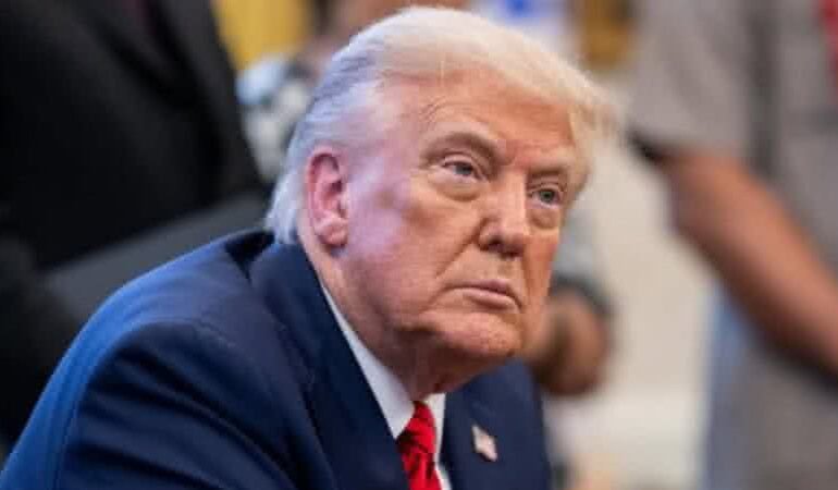 Líder do Irã afirma que EUA não conseguirão enfraquecer a República Islâmica