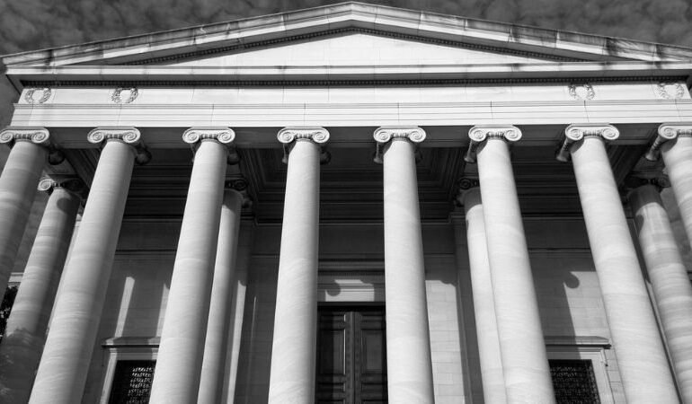 Suprema Corte dos EUA derruba aumento de tarifas imposto por Trump