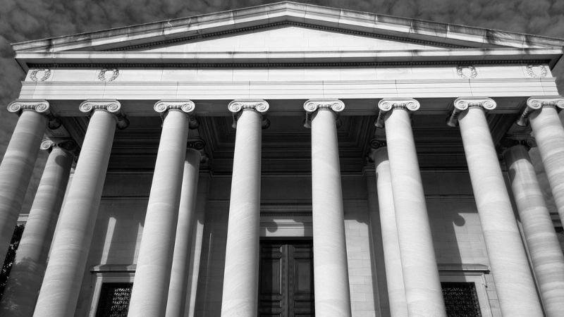 Suprema Corte dos EUA derruba aumento de tarifas imposto por Trump