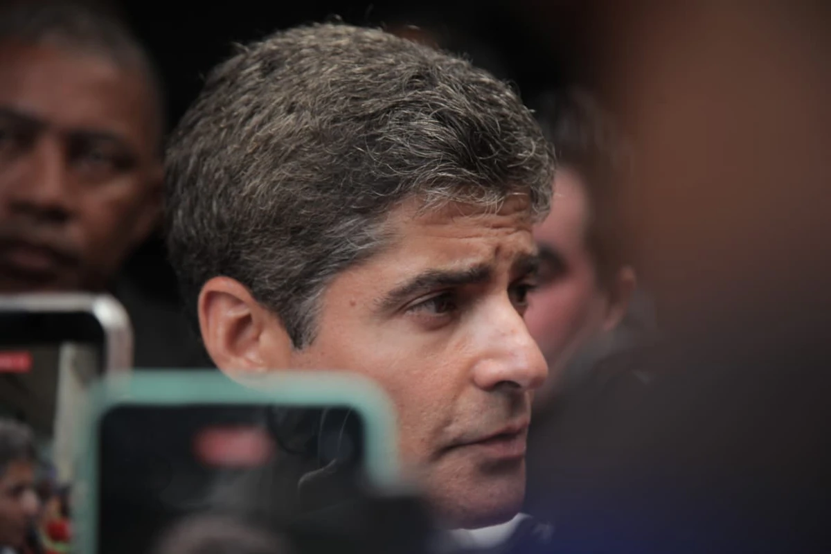 ACM Neto critica alta dos combustíveis na Bahia