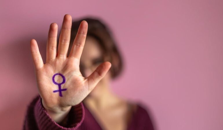 Guta Stresser faz desabafo sobre violência contra mulheres