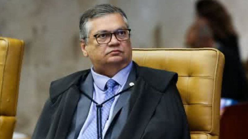 Flávio Dino libera série “Escravos da Fé” e revoga suspensão