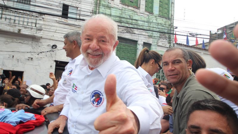 Lula pode anunciar expansão do metrô em Salvador