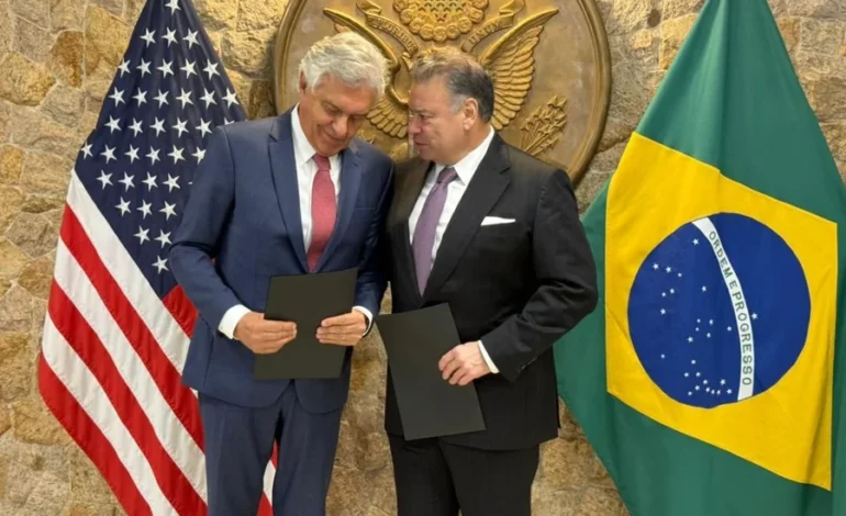 Caiado firma acordo com EUA sobre minerais
