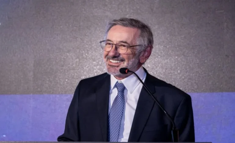 União deve liderar acordos sobre minerais críticos, diz ministro