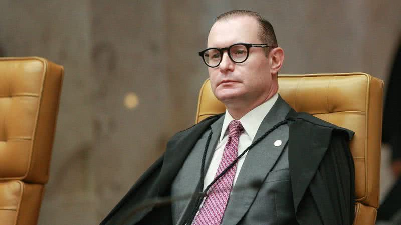 Zanin aceita denúncia sobre venda de sentenças no STJ