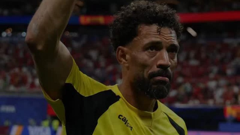Vozinha acerta com o Colo-Colo após destaque na Copa do Mundo
