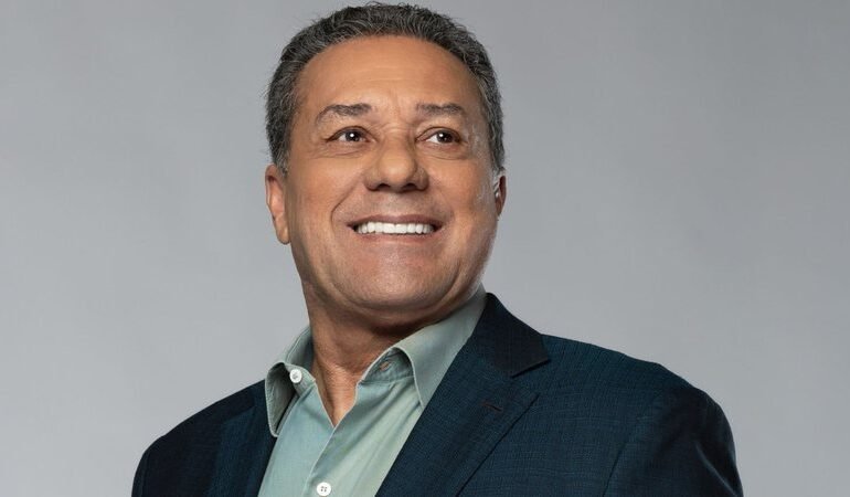 Vanderlei Luxemburgo oficializa candidatura ao Senado pelo Tocantins
